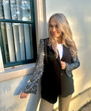 BLAZER JADA MET PAILLETTEN MOUWEN ZILVER