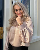 BLOUSE KATIE BEIGE MET GOUDE KNOPEN