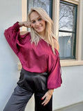 BLOUSE AIMÉE BORDEAUX ROOD SATIJN