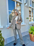 BLAZER SARA SPLIT BACK TAUPE MET STRASS